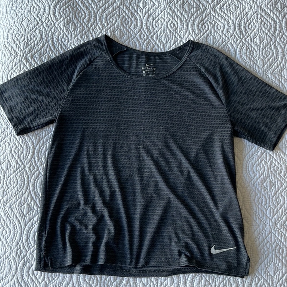 Nike Top